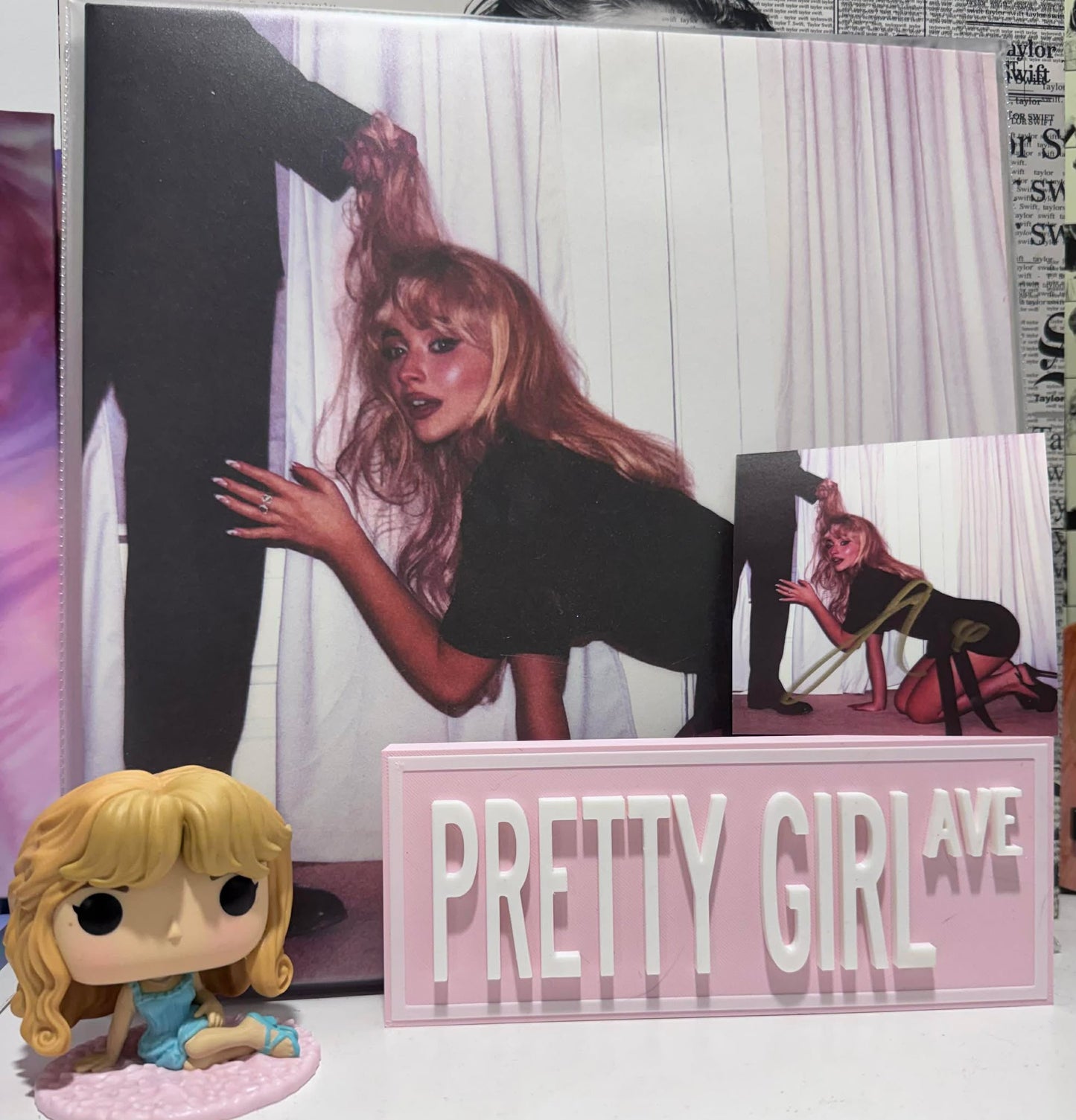Pretty Girl Ave Sign - Sabrina Carpenter