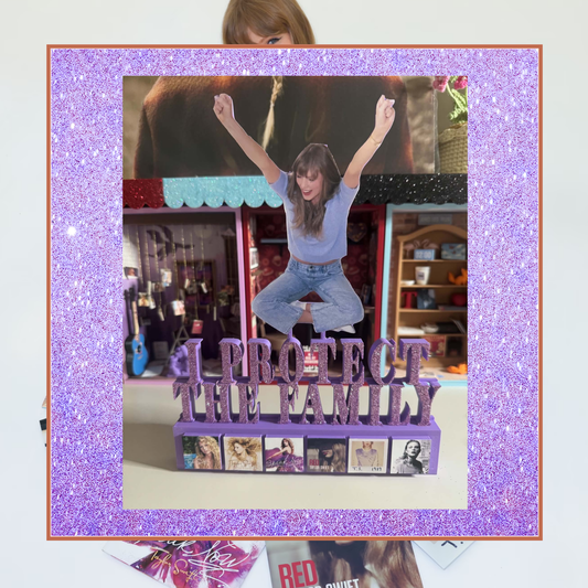 Iconic Moments - Shelf trinket (hand-glittered)