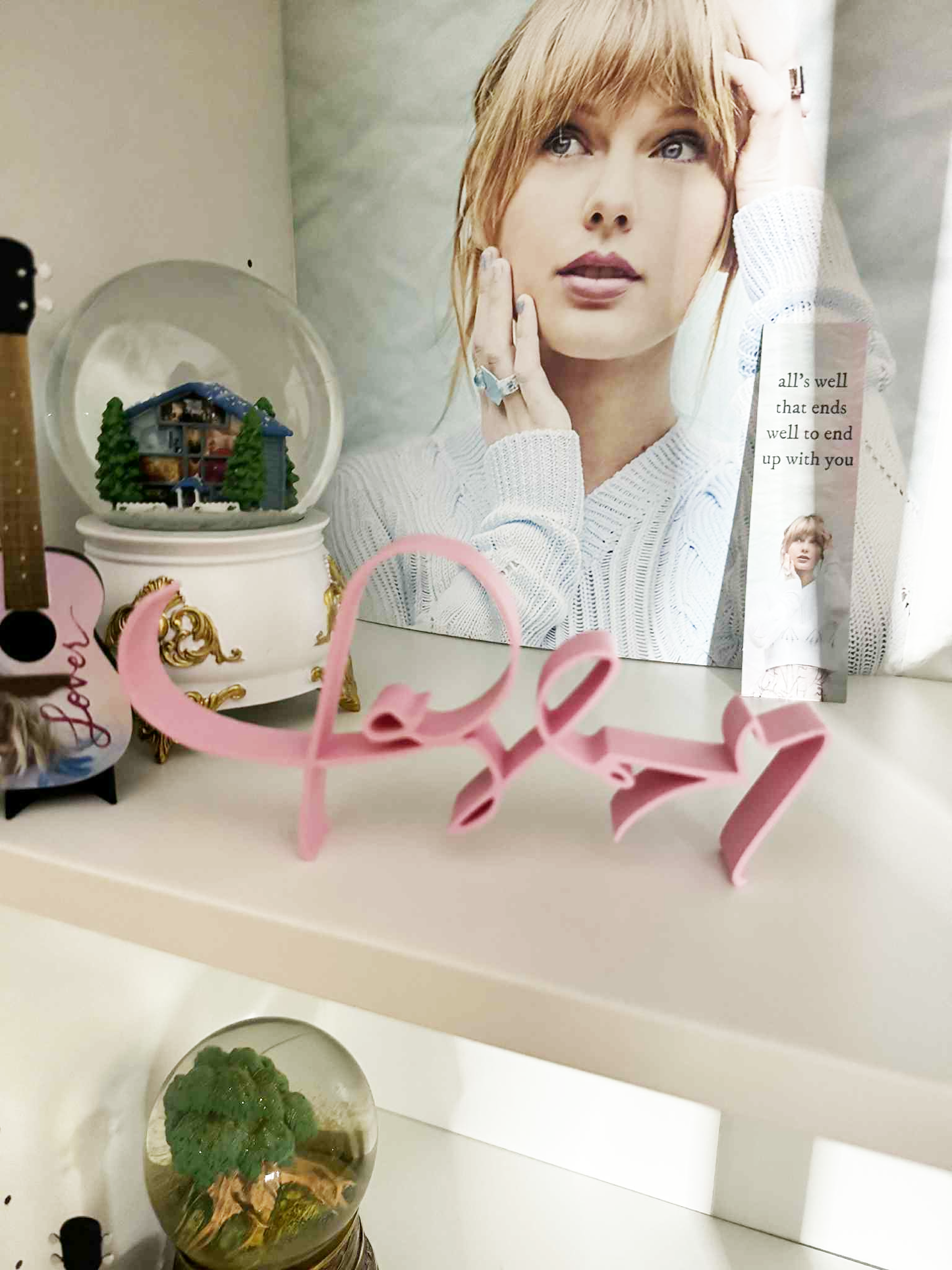 Taylor Swift signature