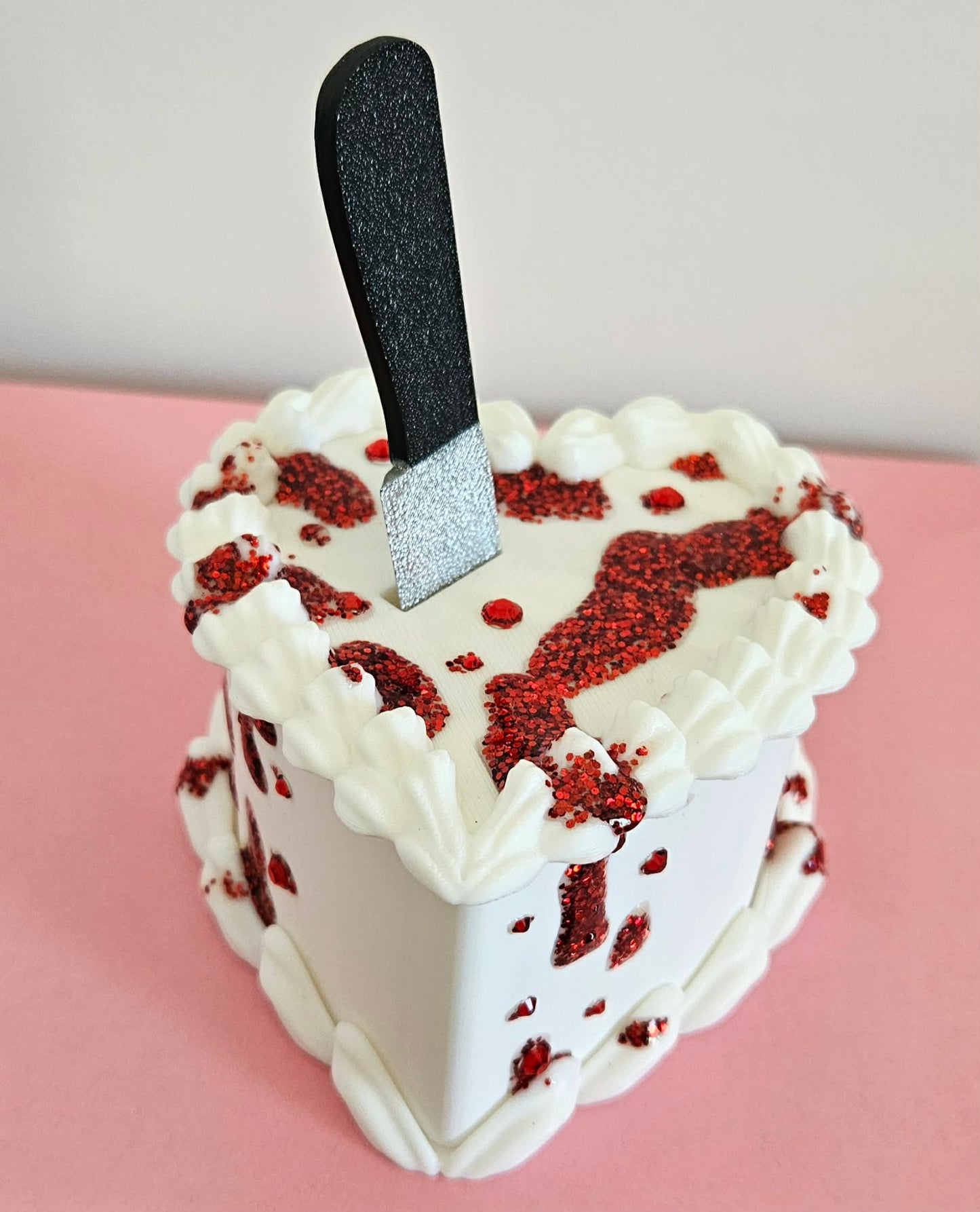 1989 Blank Space cake trinket dish (hand embellished)